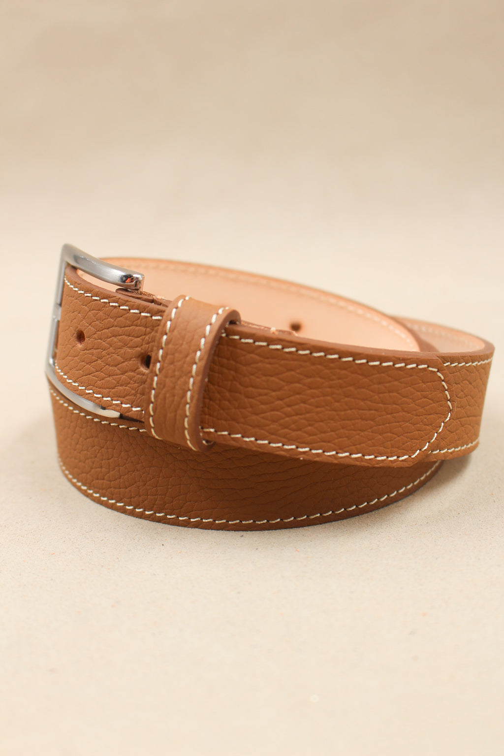 Ceinture plate cuir taurillon grainé fabrication artisanale