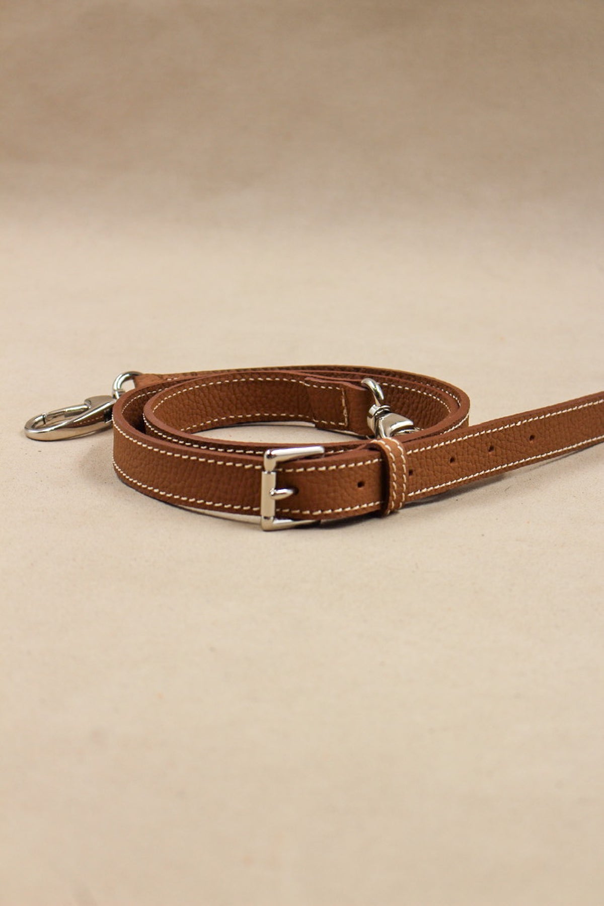 Bandoulière cuir grainé taurillon made in France artisanal