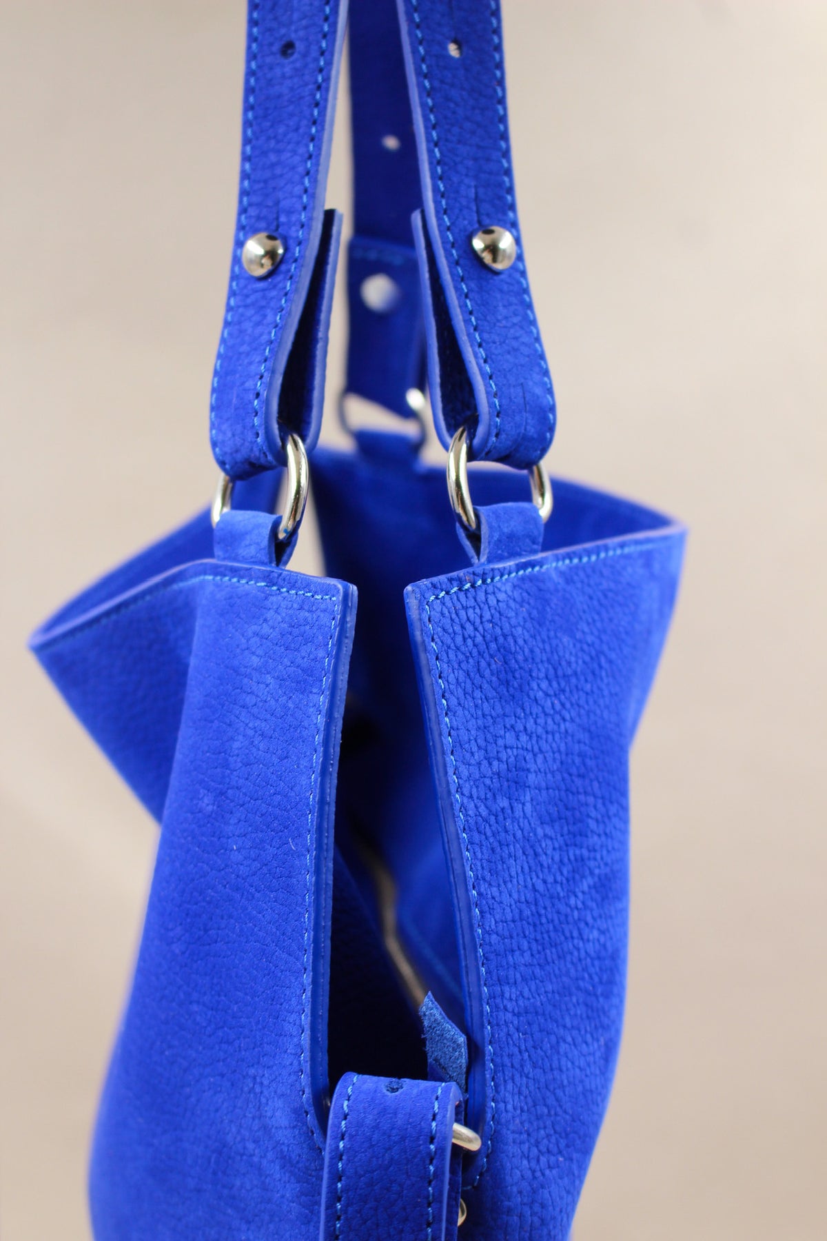 Fabrication artisanale sac nubuck premium France