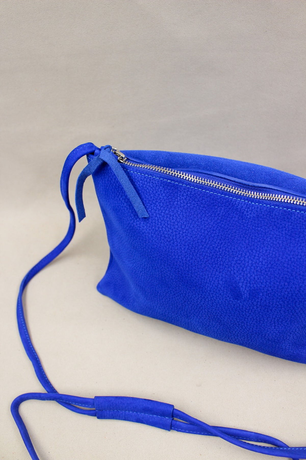 Pochette savoir-faire artisan cuir nubuck France