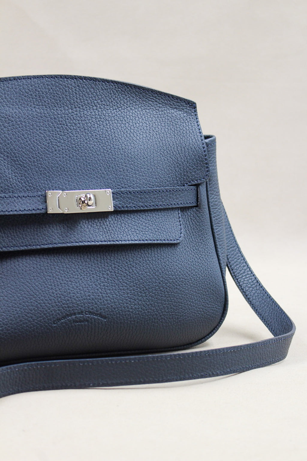 Sac mini bandoulière grainé fermoir argenté